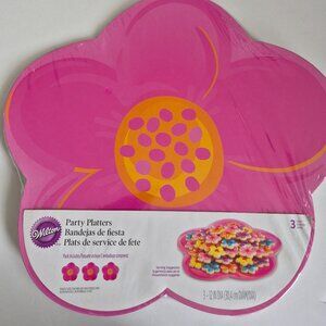 Wilton bright pink Flower Shaped Cake party tray cardboard platter pack of 3 NEW
